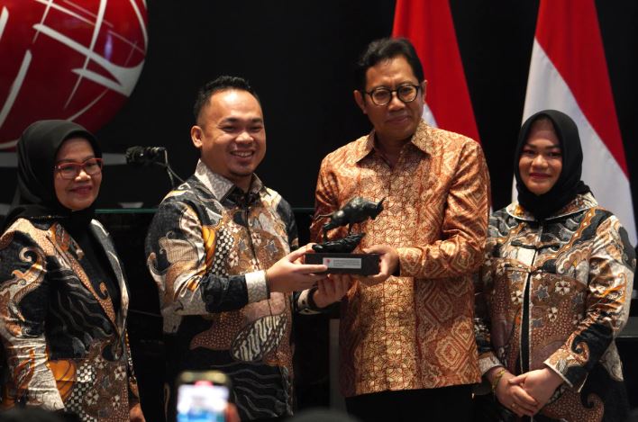 cover berita